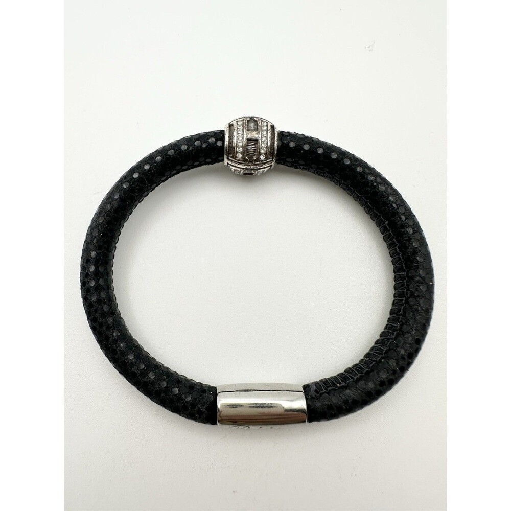 Brighton Woodstock Black Single Leather Bracelet With Initial H Charm 7.5”